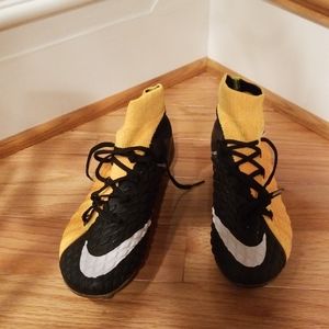 Nike Hypervenom Phantom cleats